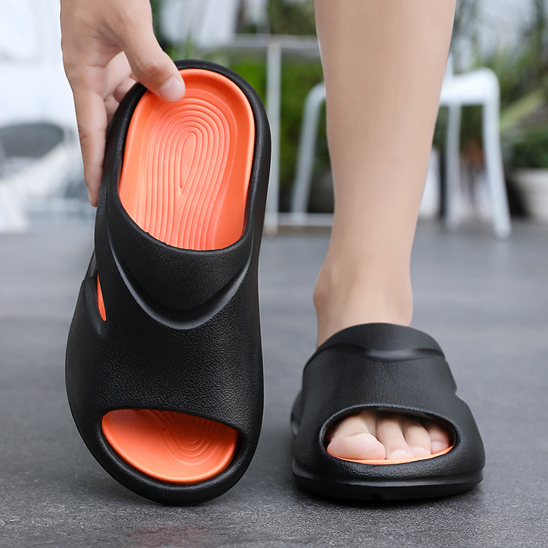 Fashion New Men Slippers Indoor Outdoor Sandals Beach Design Thick Soft Bottom Slides Men Casual Shoes Flip-flops Home Slippers