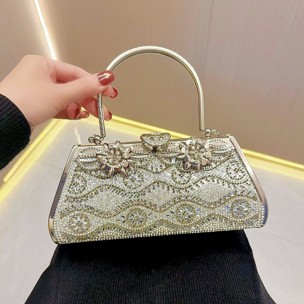 New Women's Diamond Embedding Small Fashion Evening Dress Handbag Oblique Straddle Banquet Bag