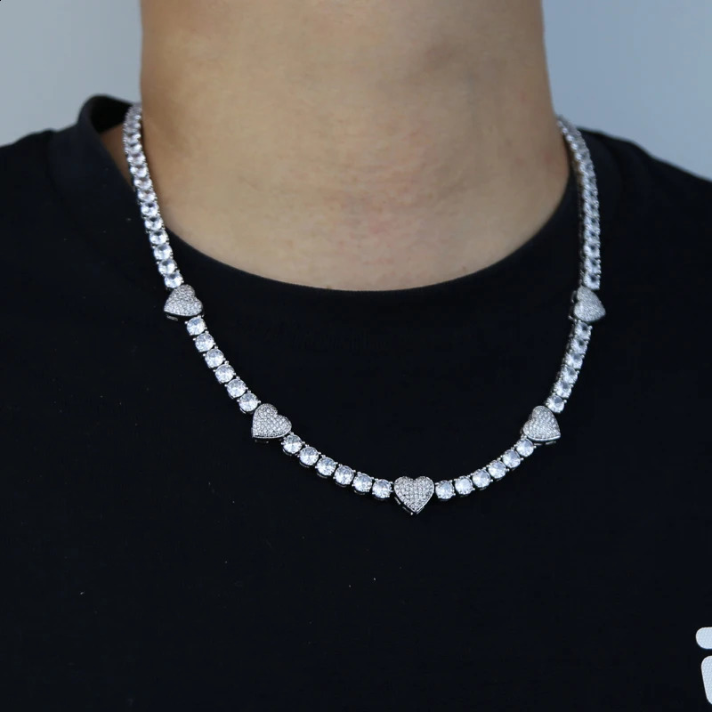 Ice Sparkling Heart Pendant Necklace Silver Zircon 5mm Tennis Chain Charm Womens Hip Hop Fashion Jewelry 240912