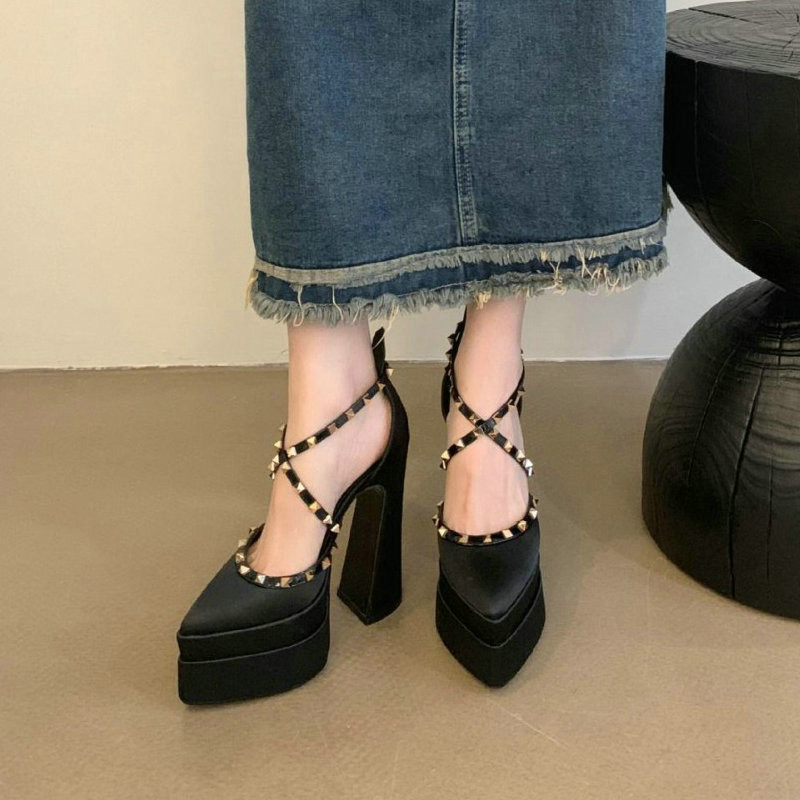 Summer 2024 New Fashion Rivet Pumps Thick Heel Pointed Satin High Heels Women's Single Shoes 58a9 s