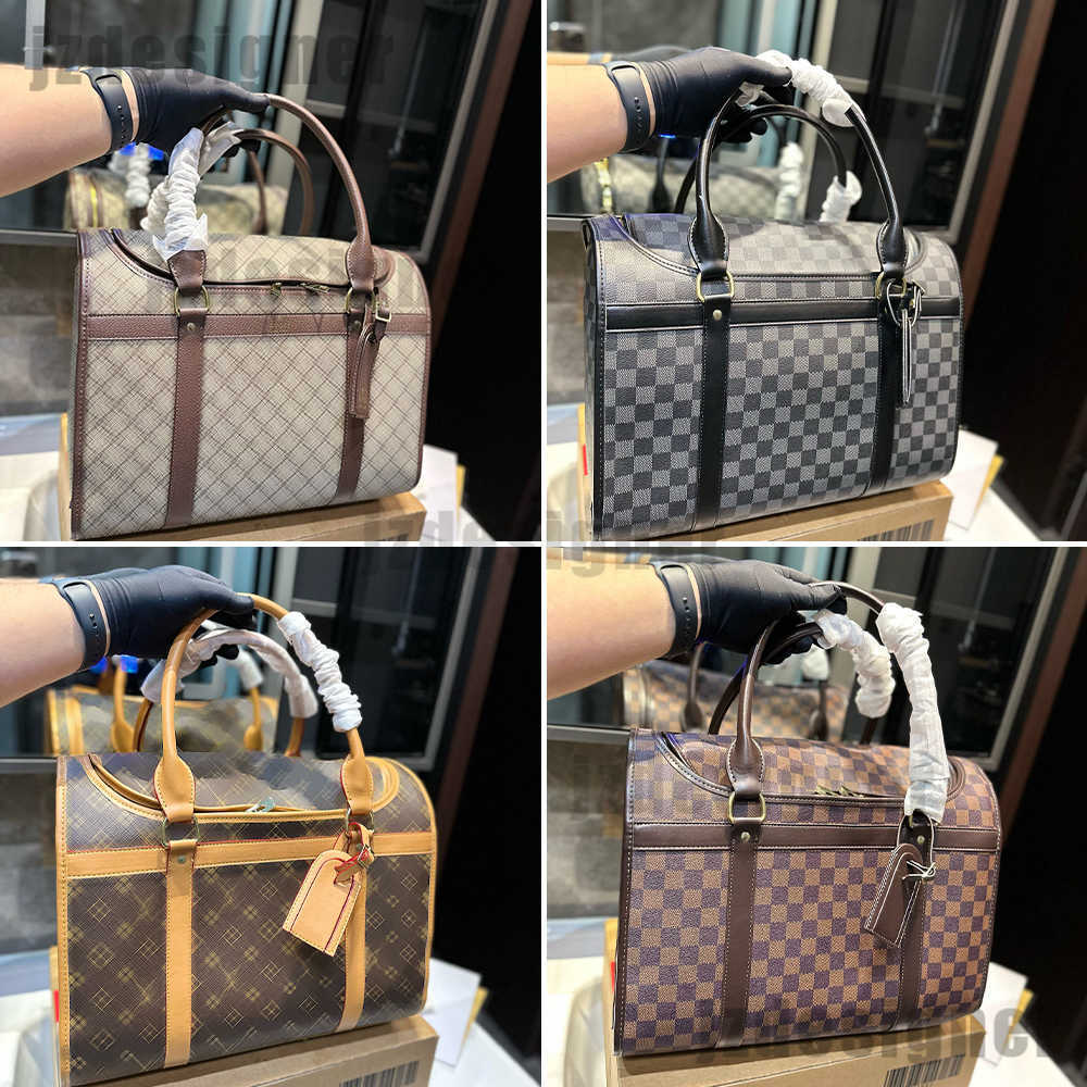 Large Capacity Pet Portable Travel Totes Bag High End Dog Carrier Small Pet Commuter Bag Designer Pet Carrier Bags Side Ventilation Cat Carrier Bag Pet Animal Bag