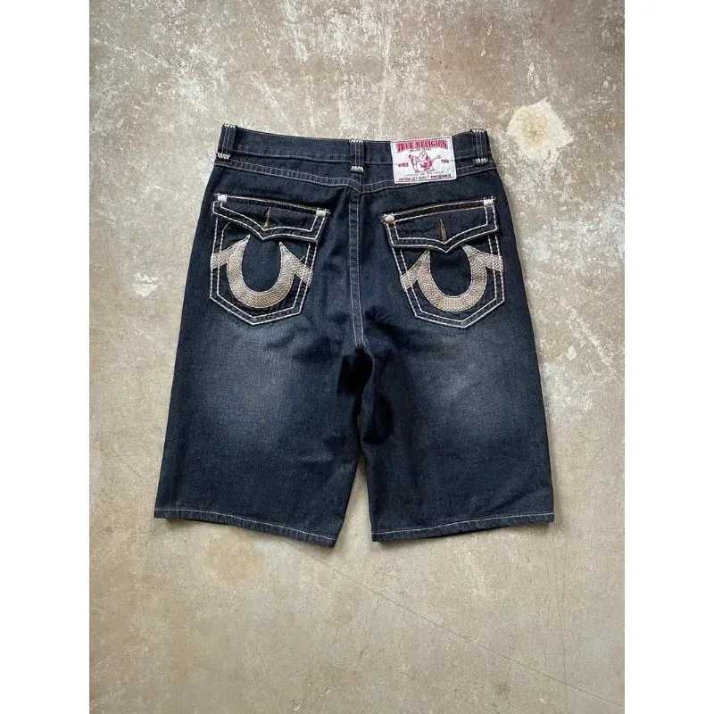Summer embroidered new five-quarter pants 2024 American fashion street oversized retro washed mens loose trendy denim shortsX240914