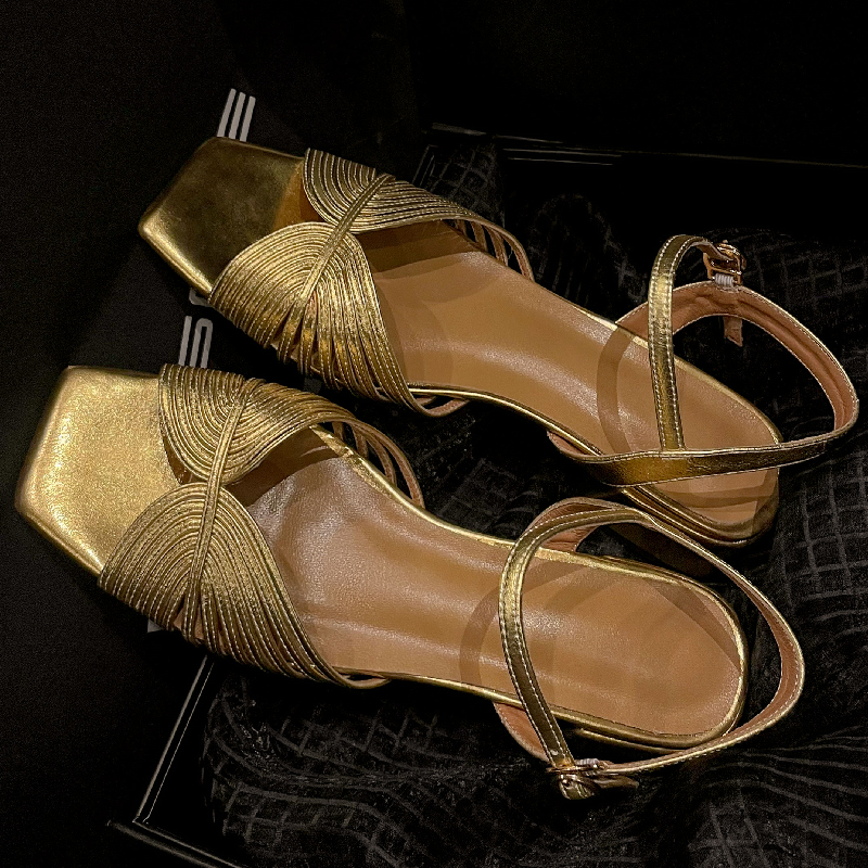 Luxury Gold Silver Women's Sandals Summer Shoe Open Toe Casual Medium Heel Straps Party Shoes Designer Strap Flip Flops For Girl