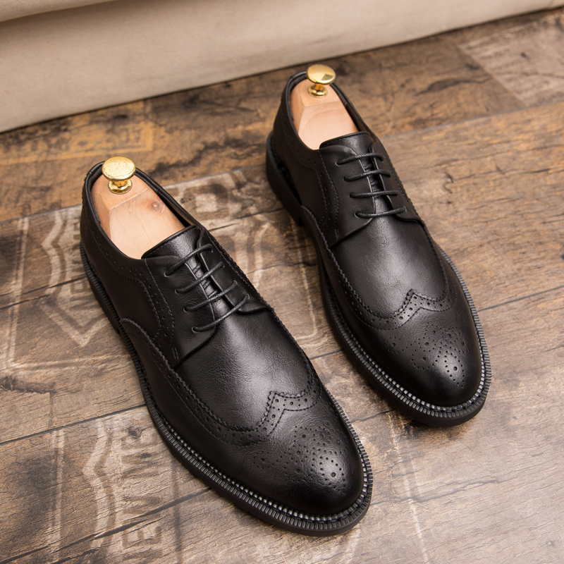 Man Brogue Nightclub Business Dress Italian Formal Fashion Casual Leather New Male Flats Men's Wedding Party Oxfords Shoes Footwear 224f