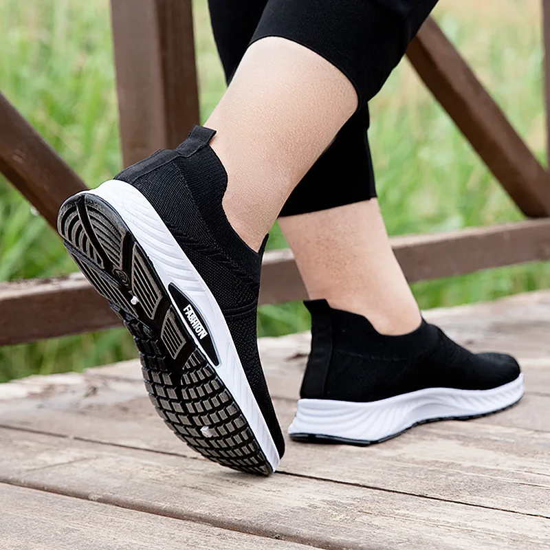 2023 Men Summer Mesh Breathable Shoes Lightweight Sneakers Men Fashion Casual Walking Shoes Mens Loafers Zapatillas Hombre