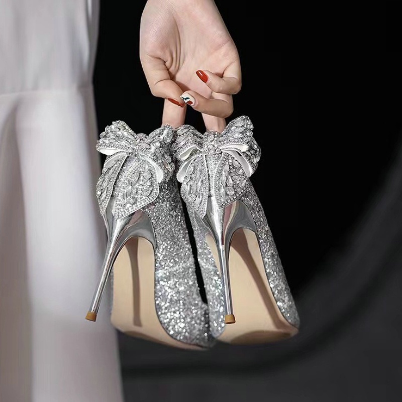 2025 new Pointy New Bow Sequin Crystal High Heels For Women Banqueting Princess Style Sier Bridal Wedding Shoes 5dea