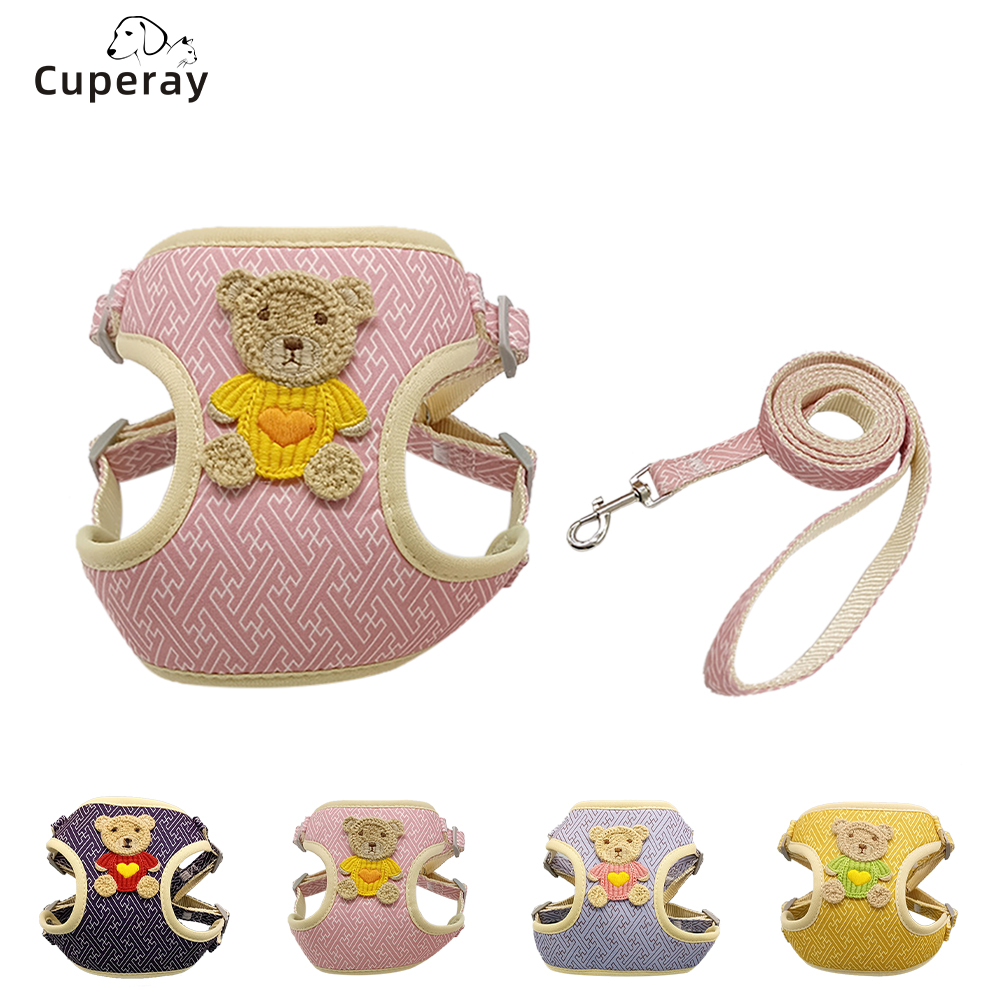 Small To Medium Pet Harness and Leash Set, Vest Style Adjustable Dog Leash and Harness Set for Dogs and Cats Pet Accessories