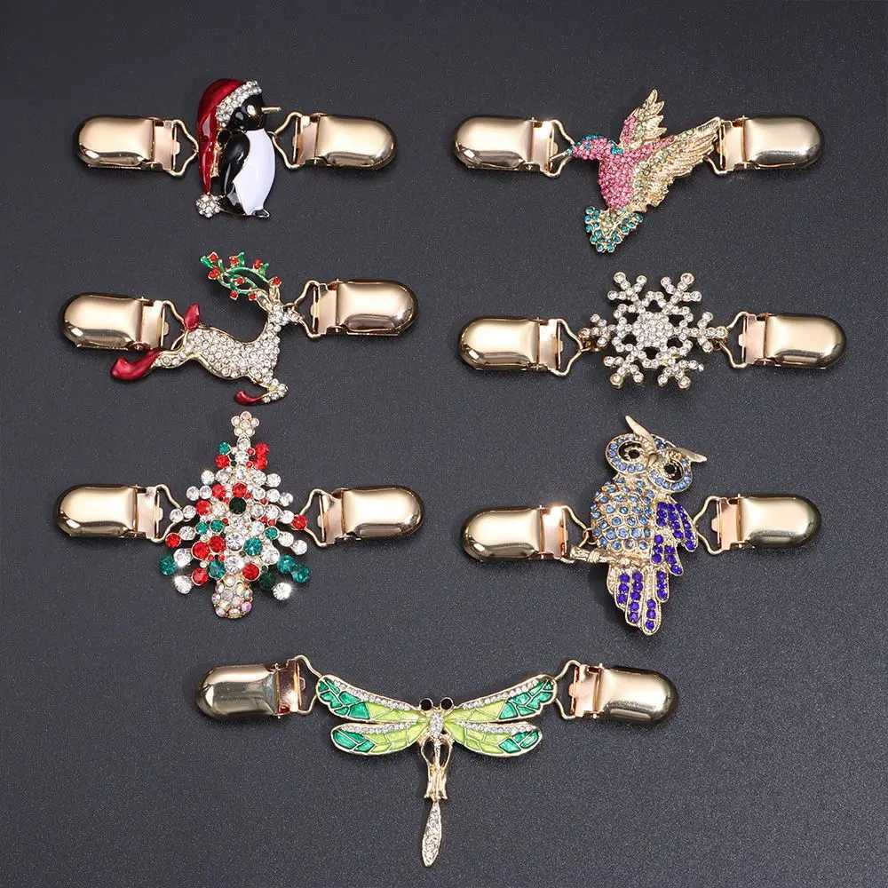 Women Carved Flower Cardigan Sweater Blouse Shawl Clips Shirt Collar Shawl Brooch Retro Duck Clip Clasps Charm Accessories GiftX240914