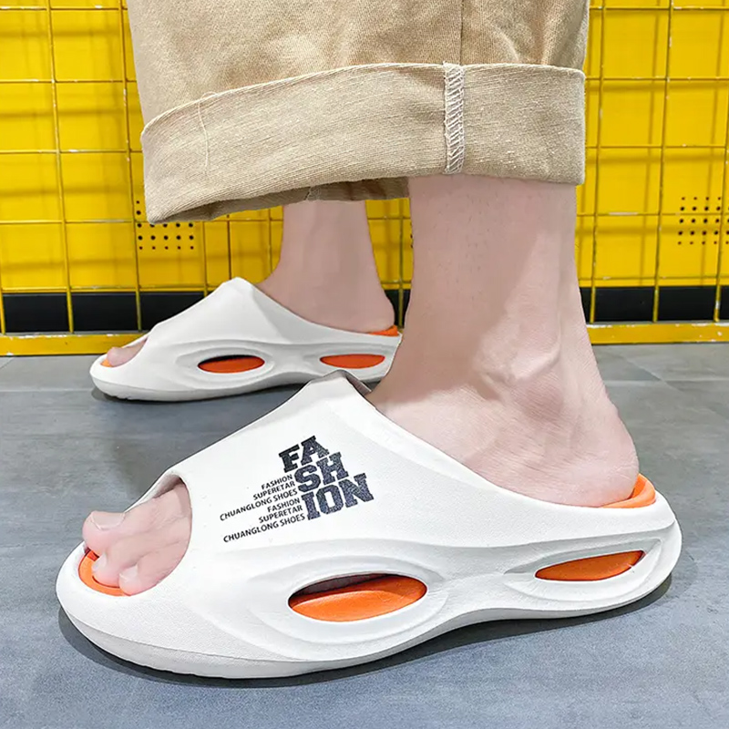 Men's Slippers Indoor Leisure Sports Couple Beach Shoes Summer Outdoor Anti Slip Thick Sole Designer Sandals for Men Zapatillas