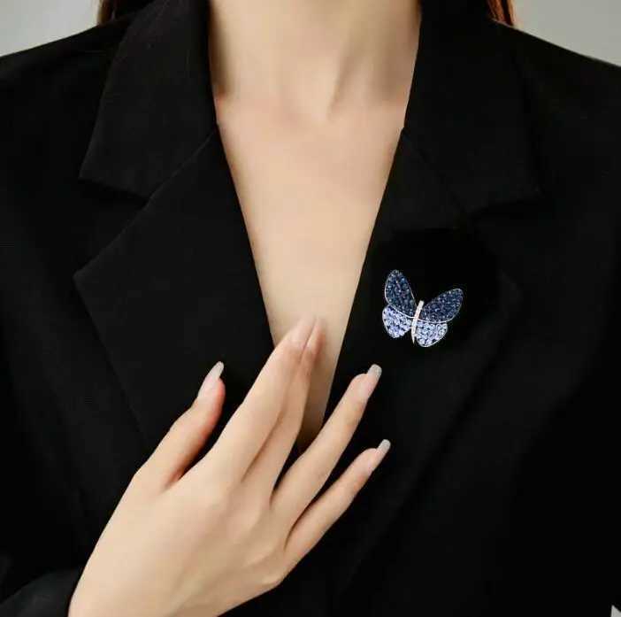 Luxury Butterfly Rhinestones Brooch For Women Fashion Enamel Pins Elegant Clothing AccessoriesX240914