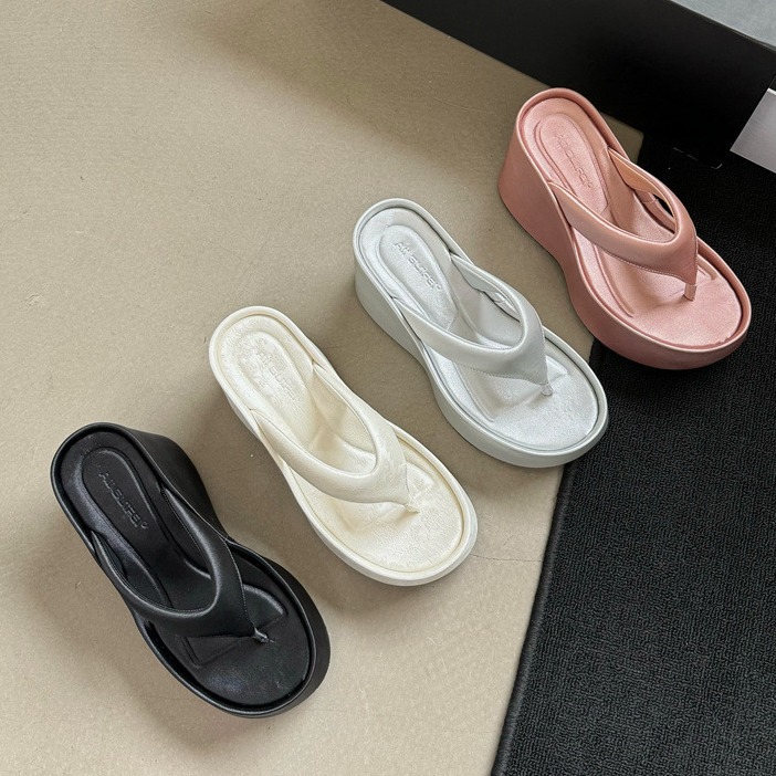 Shoes Female Beige Heeled Sandals Rubber Flip ps On A Wedge Low Summer Clogs Woman Ladies' Slippers Platform 2024 Black Hawai 7053 0b1