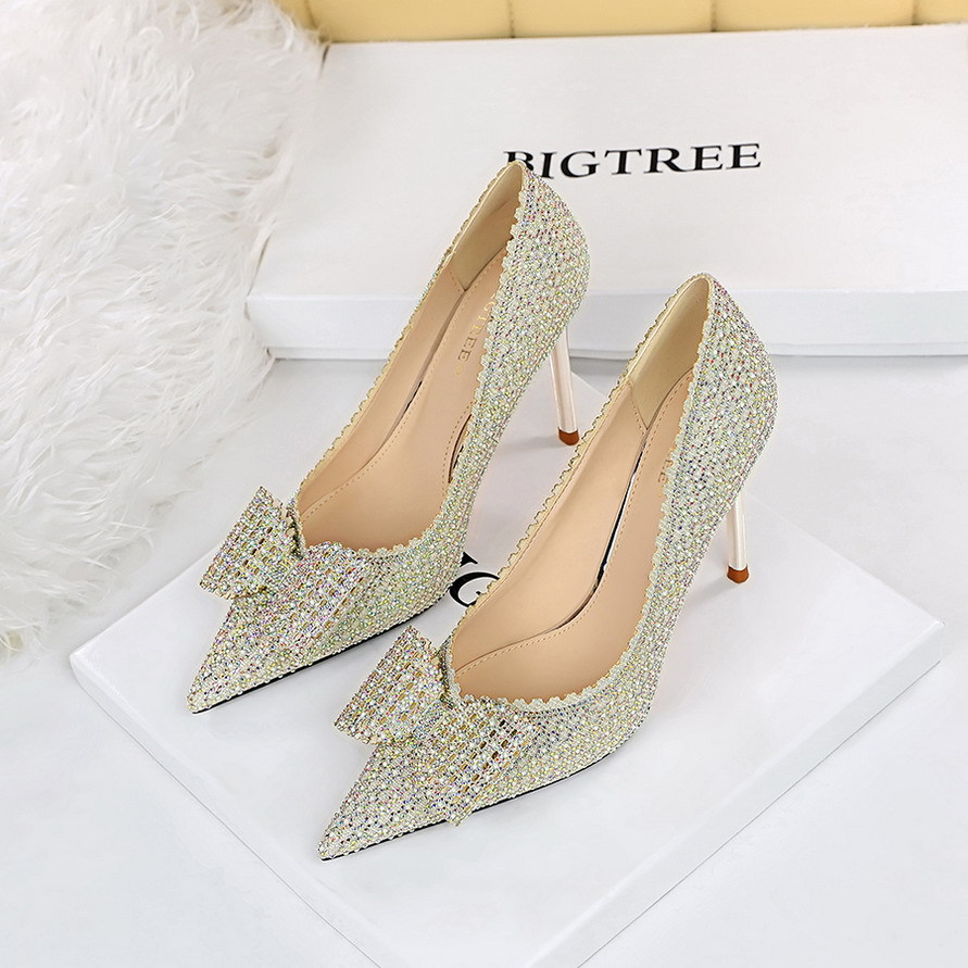 New Designer Pumps Sexy Party Butterfly-knot Pointed Toe Sequined Cloth 9.5CM Thin Heels sweet Dress Women Shoes 418b