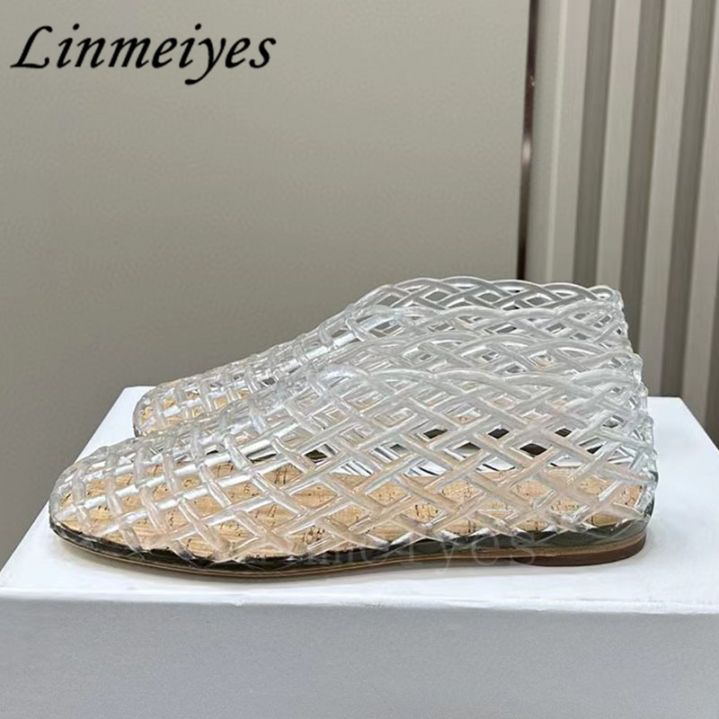 2024 New Jellies Shoes Women Rubber Hollow Out Runway Shoes Round Toe Holidays Beach Shoes Summer Comfy Flat Walk Shoes Woman