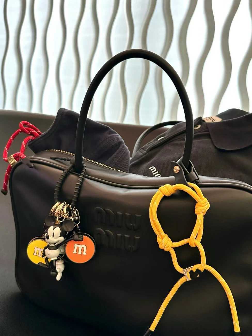 Charm Bracelets South Dongdaemun is a purchasing agent for niche couples offering personalized miu hangropes and practical decorative ropes J240914