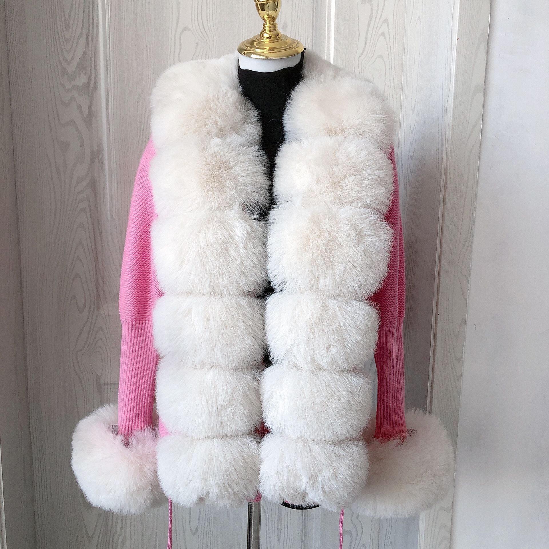 Women's Cropped Spring Autumn Hot Sale Knit Sweater Cardigan With Faux Fox Fur Collar Ladies Coat