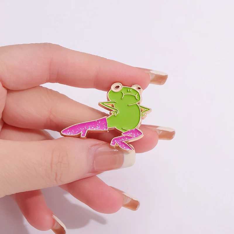 Cool Funny Frog EnamelPinsCustomBroochesLapelBadgesCartoon AnimalJewelryGiftforKidsFriendsX240914