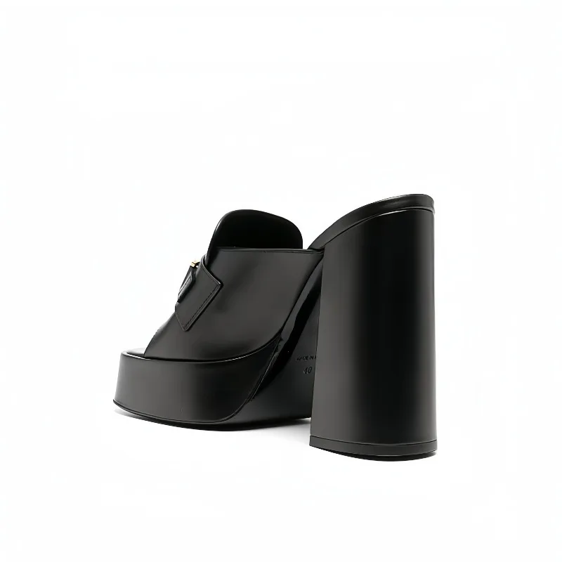 Metal Brand Buckle Sexy Thick Outdoor Slippers Women's Fashion Waterproof Platform High Heel Sandals Exquisite Woman Shoes f6bf