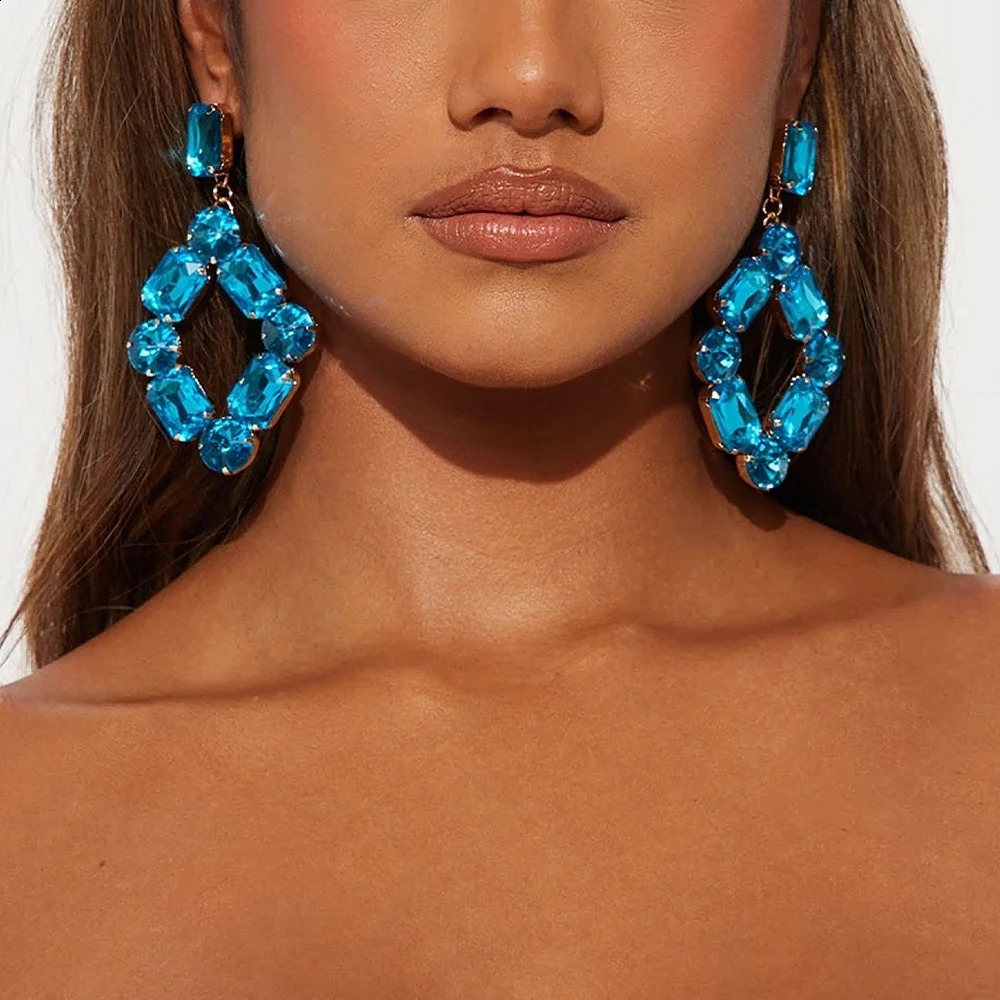 Stonefans Geometry Crystal Dangle Earrings Stud Accessories for Women Exaggerate Rhinestone Statement Earrings Blue Jewelry 240914