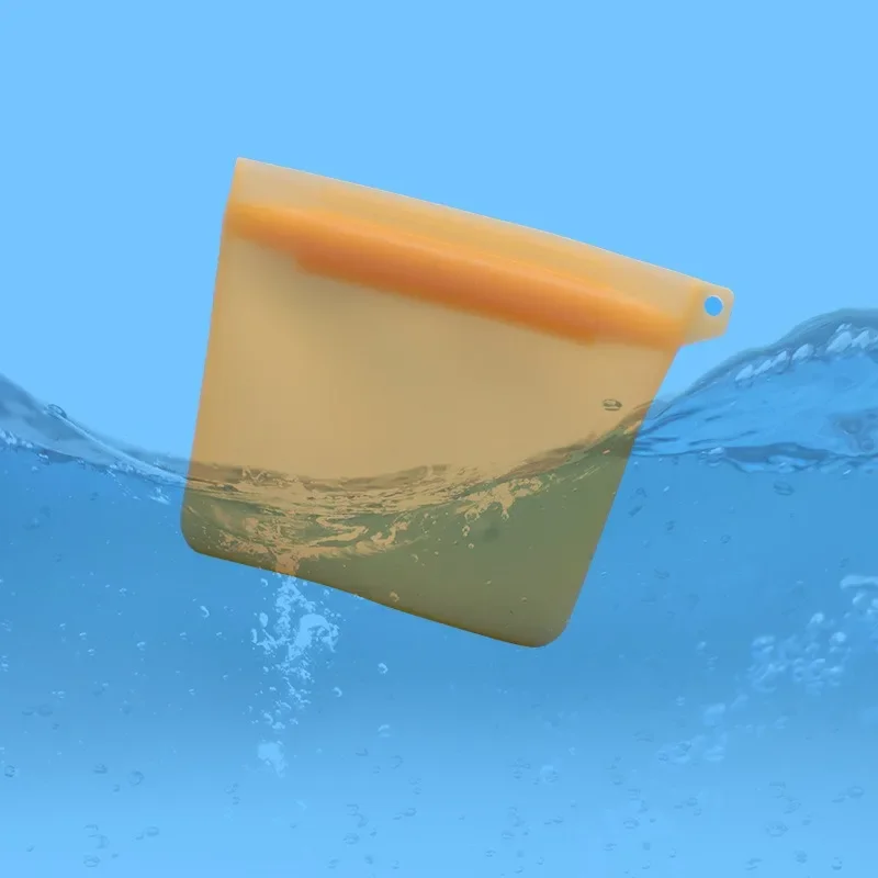 Silicone Dog Treat Pouch,Dog Training Pouch Bag Sealable Training Treat Bag Training Treat Bag for Dogs Cats Pets Leash,Walking