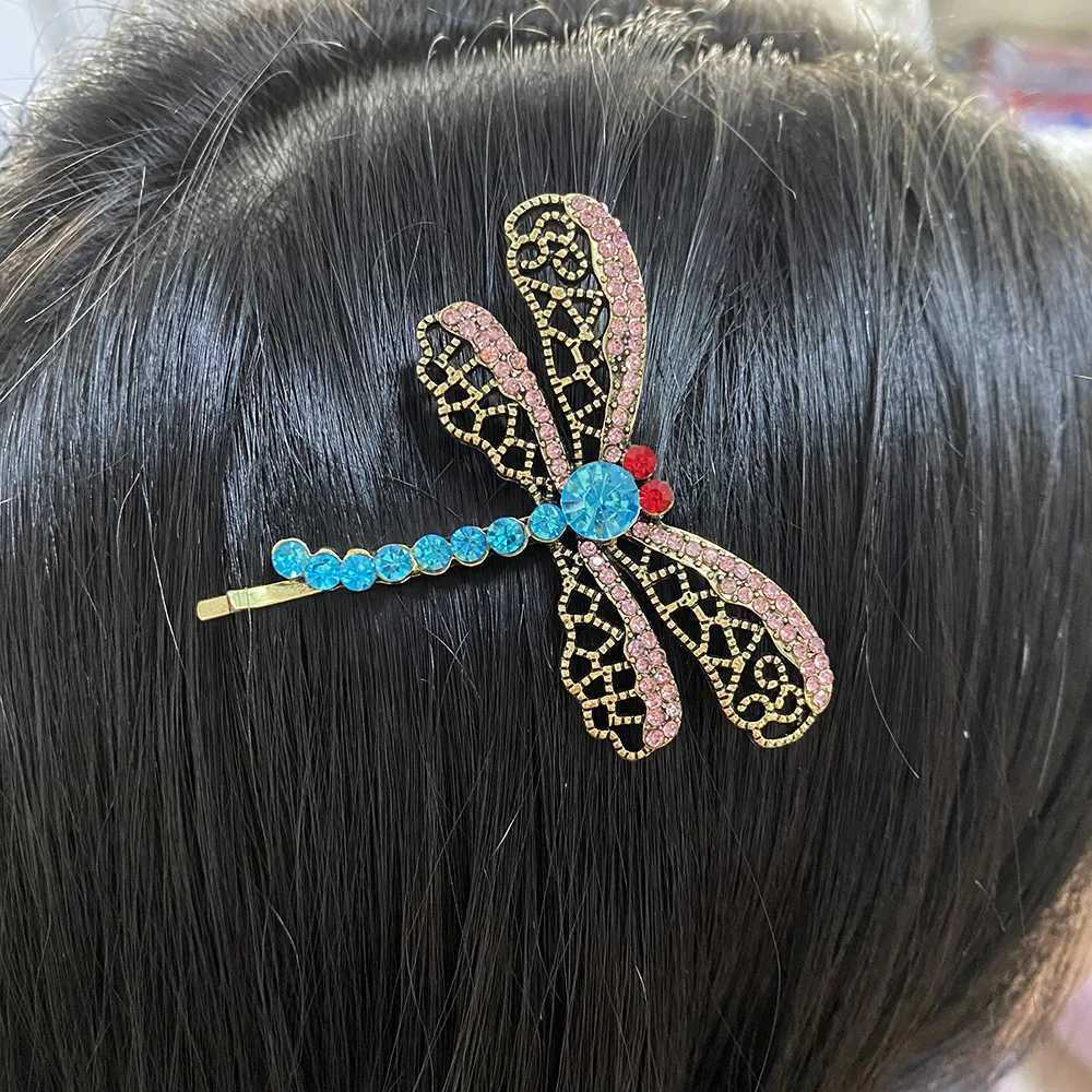 Horror Movie Coraline Crystal Dragonfly Hair Clip Brooch for Women Girls Cute Animal Hairpin Jewelry Halloween GiftsX240914