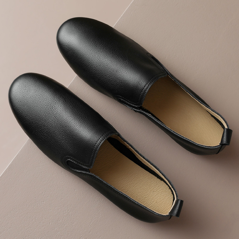 Women's Leather Slip-On Flats: Comfy Moccasins for Casual Wear 4 b2272