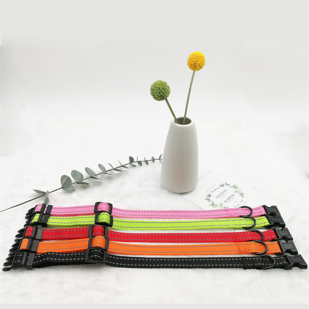 Nylon Reflective Dog Collar Adjustable Pet Collar Lightweight and Comfortable for Small To Medium Dogs and Cats Pet Accessories