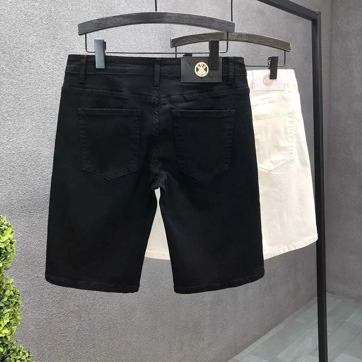Stylish Denim Shorts For Young Men Summer Thin Style 2024 New Arrival White Five-point Jeans Youth Fashion EssentialX240914