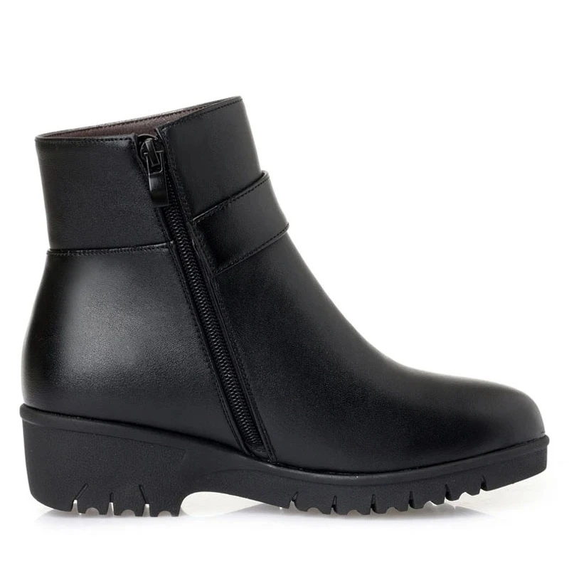 Snow Boots Soft Leather Women's Shoes Mother Ladies Female Winter Wool Fur Wedges Warm Boots Plus Size 35-43 botas de mujer