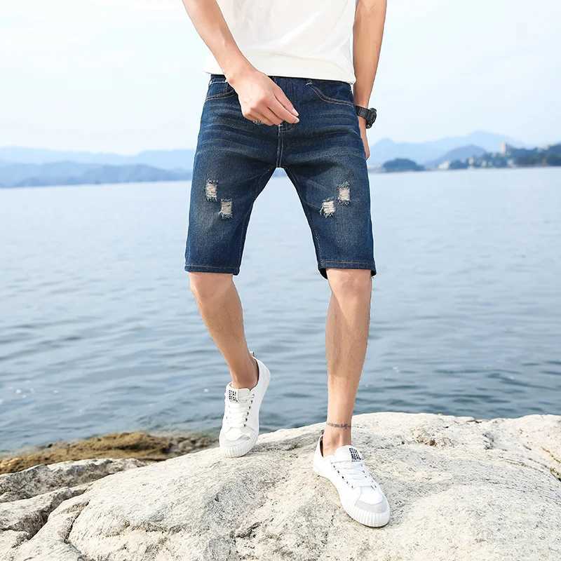 2023 Summer New Streetwear Ripped Denim Shorts Men Fashion Casual Hole Vintage Sky-Blue Short Jeans Male Brand ClothingX240914