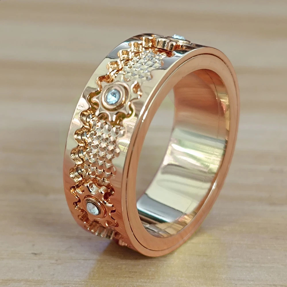 Ladies stainless steel crystal zircon inlaid with gear swing ring ious wedding party jewelry couple gift 240905