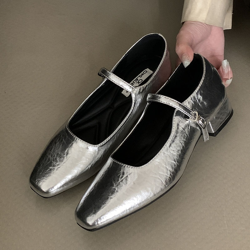 Fashion New Buckle Strap Ladies Flats Mary Janes Female Designer Shallow Footwear Silk Women Flat With Shoes Red c2a1