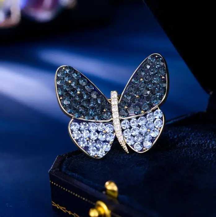 Luxury Butterfly Rhinestones Brooch For Women Fashion Enamel Pins Elegant Clothing AccessoriesX240914