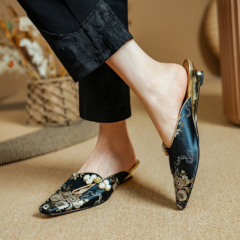 Summer NEW Mules Cotton Fabric for Women Square Low Heel Slippers Cover Toe Sgback Sandals Embroidery New Shoes e6e8