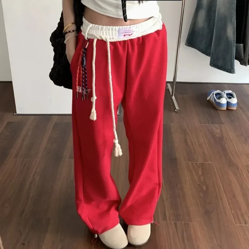 Deeptown Vintage Baggy Sweatpants Woman Y2k America Sports Hip Hop Joggers Pants Autumn Casual Korean Fashion Loose Trousers 240906