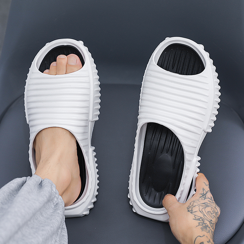 Fashion Men Slippers Indoor Outdoor Sandals Beach Soft Sole Slides Design Men Casual Shoes Flip-flops Non-slip Home Slippers