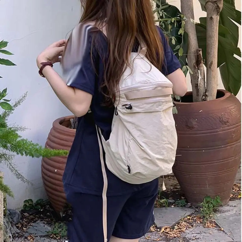 Korean Style Solid Color Backpacks Large Capacity Handbag Light Solid Nylon Bag Sports Niche Shoulder Bag Office Bag 240912