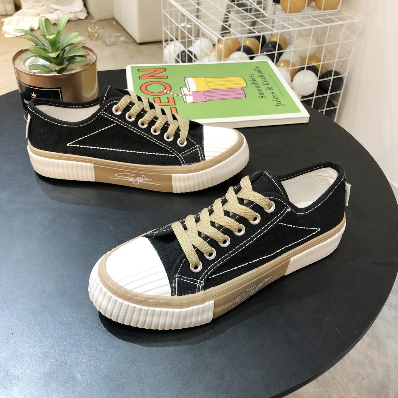 Women Canvas Sneakers Unisex New Casual Vulcanize Shoes Woman Fashion New Loafers High Quality Vulcanization 2a3a