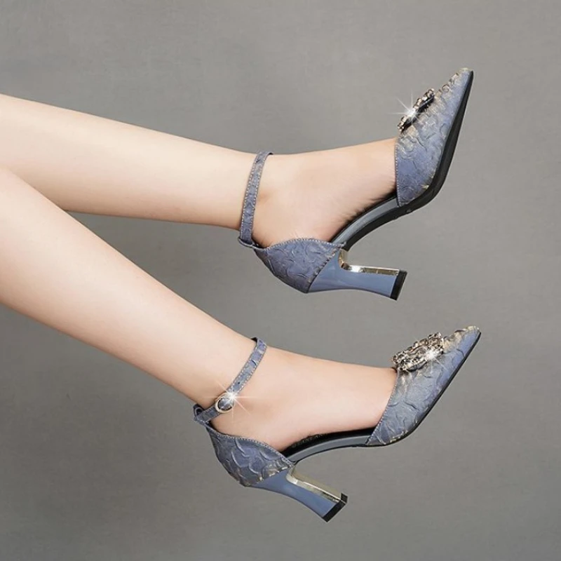 2025 new Women Heels Fashion Pointed Toe Elegant Dress Womens Shoes Ankle Fashionable Square Buckle Rhie Pumps Shoe 3d62 s able c0bb