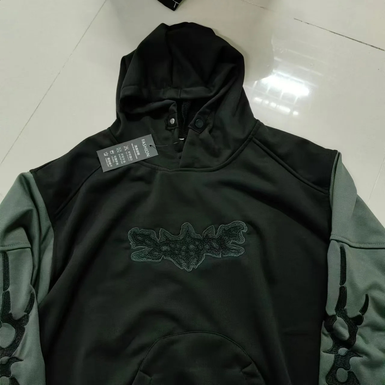Harajuku Street Fashion Mens Embroidered Pattern Loose Hoodie Y2k Punk Hip Hop and Womens Sportswear 240904