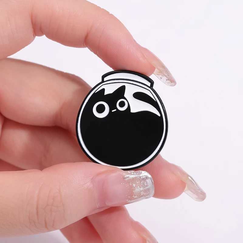 Cute Cat EnamelPinsCustomBlack Kitten Terrarium BroochesLapelBadgesCartoon AnimalJewelryGiftforKidsFriendsX240914