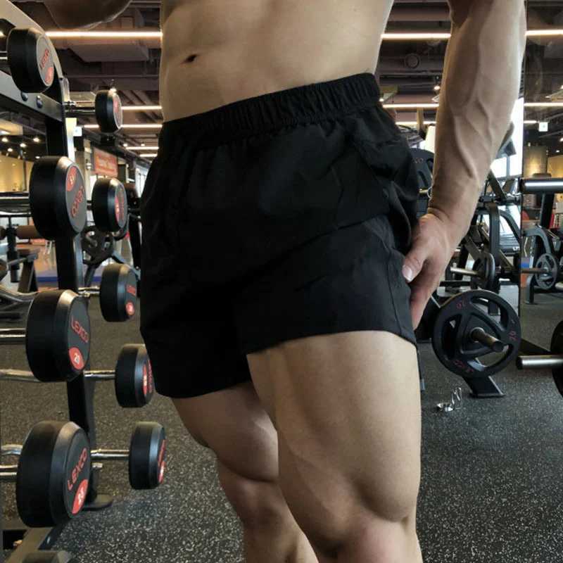 Quick-Drying Sports Shorts for Men and Women Elastic Training Running Fitness Three-Quarter Pants American Shorts Summer Y240914