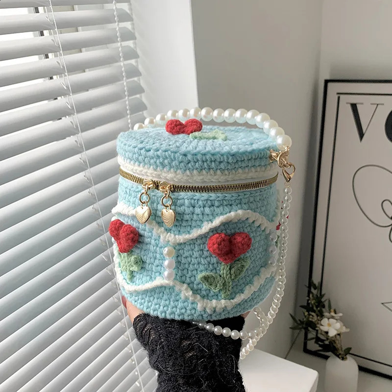 Hand woven flower crochet bag knitted bucket shape casual pearl chain shoulder cross shaped 240913