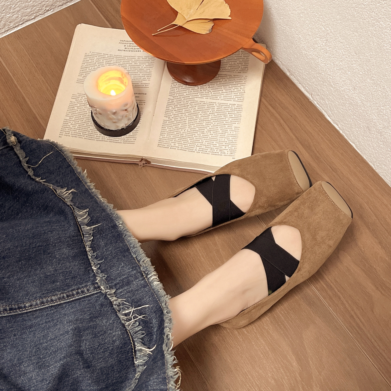 2024 Spring New Women's Shoes Fashion Retro Korean Version of Square Head Grandma Shoes Female Cross Elastic Flat Shoes Female