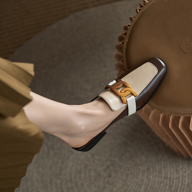 New Spring/Summer Women Shoes Square Toe Pumps Women Solid Cow Leather Low Heel Mules Metal Button Slipper for Women Mules
