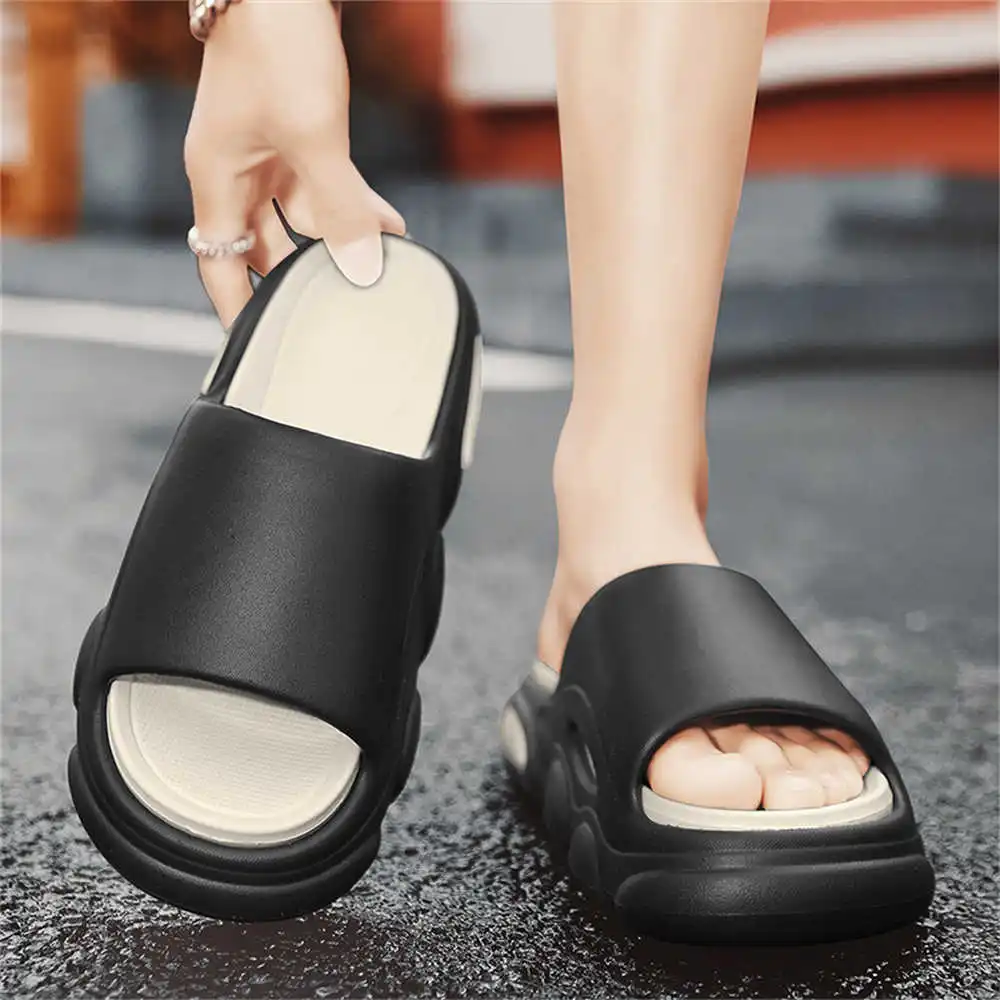 44-45 Water Green Slippers Indoor Men's Summer Goods Shoes Luxury Sandals Men Sneakers Sport Joggings Mobile High Tech