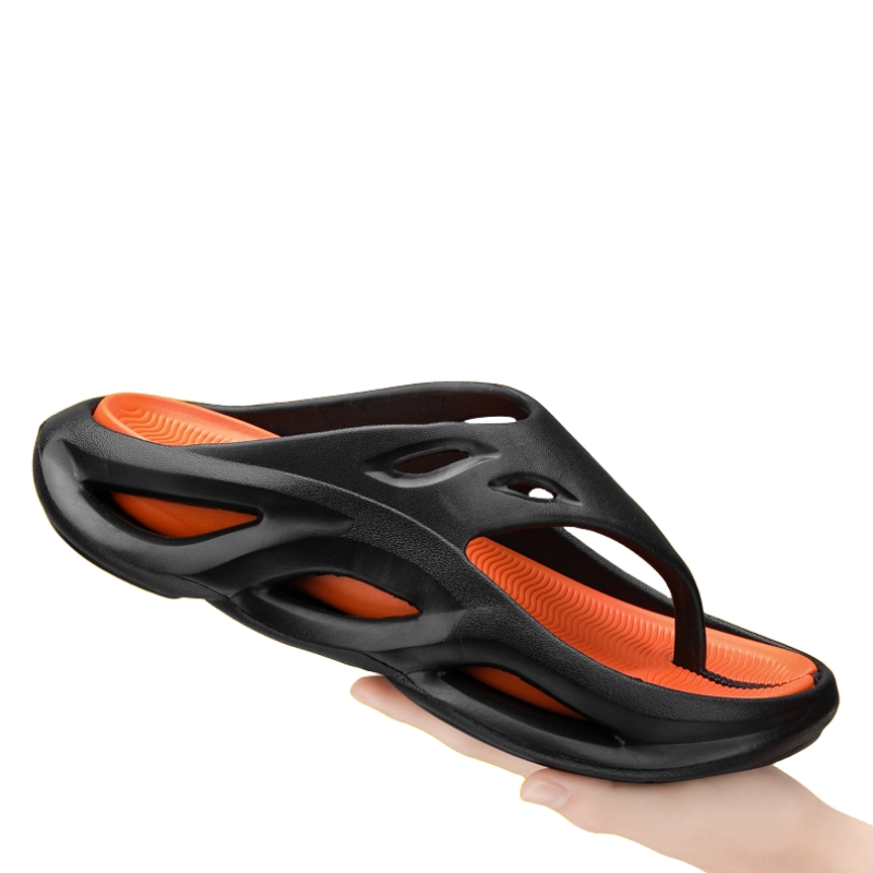New Men's Flip Flops Outdoor Indoor Slippers Thick Soft Sole Men Beach Sandals Non-slip Bathroom Home Men Slippers Flip Flops