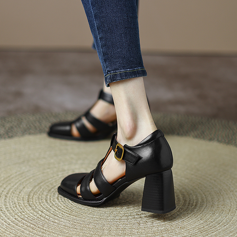 Vintage Closed Toe Thick Sole Sandals Women Breathable Summer Cut-out Shoes Female New Fashion Woman Gladiator High heels