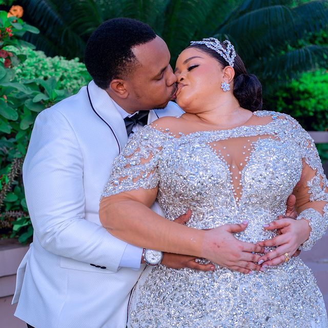 2024 Arabic Aso Ebi Plus Size Ivory Mermaid Wedding Dresses Luxurious Lace Rhinestones Tiers Detachable Train Bridal Gowns Dress