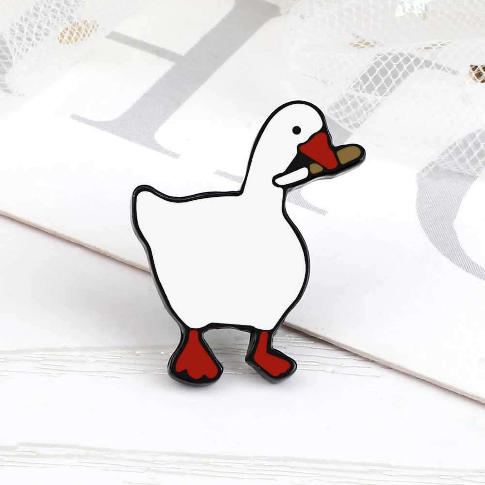 Funny White Goose Enamel Pins Cartoon Gooses With Knife Brooches Cute Personality Badge Backpack Clothes Lapel Pin Jewelry GiftsX240914