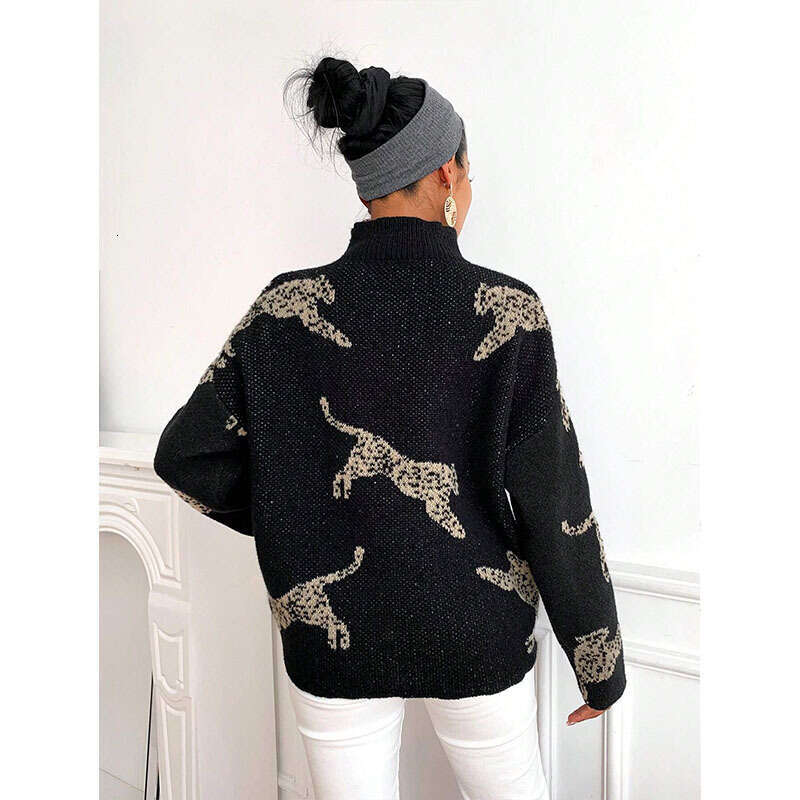 Autumn and winter deer plush semi high neck women's new style temperament jacquard contrasting color knitted sweater top